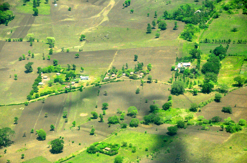 Melanie Heinrich - Travel Images - Nairobi Kenya -Arusha, Tanzania